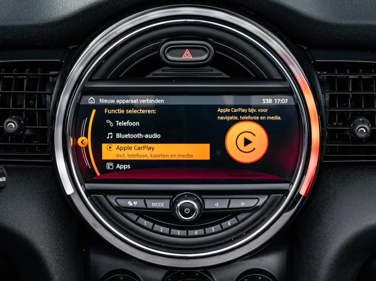 1.5 Sidewalk Edition | LED | Harman/Kardon | Leder | Camera | HUD | Apple CarPlay/Android Auto | Keyless | Dealeronderhouden