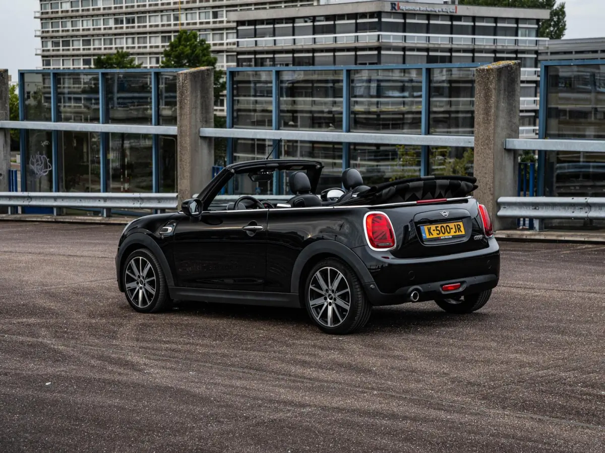 1.5 Sidewalk Edition | LED | Harman/Kardon | Leder | Camera | HUD | Apple CarPlay/Android Auto | Keyless | Dealeronderhouden