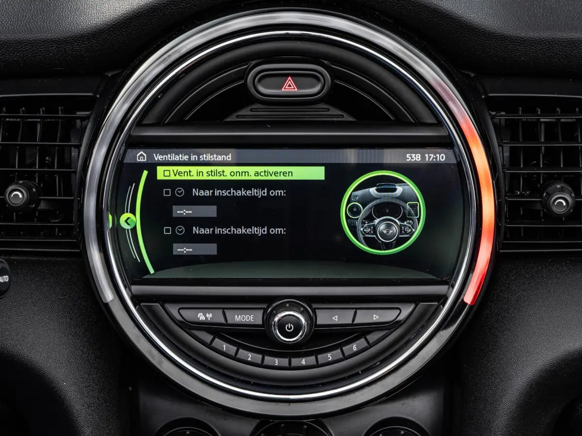 1.5 Sidewalk Edition | LED | Harman/Kardon | Leder | Camera | HUD | Apple CarPlay/Android Auto | Keyless | Dealeronderhouden