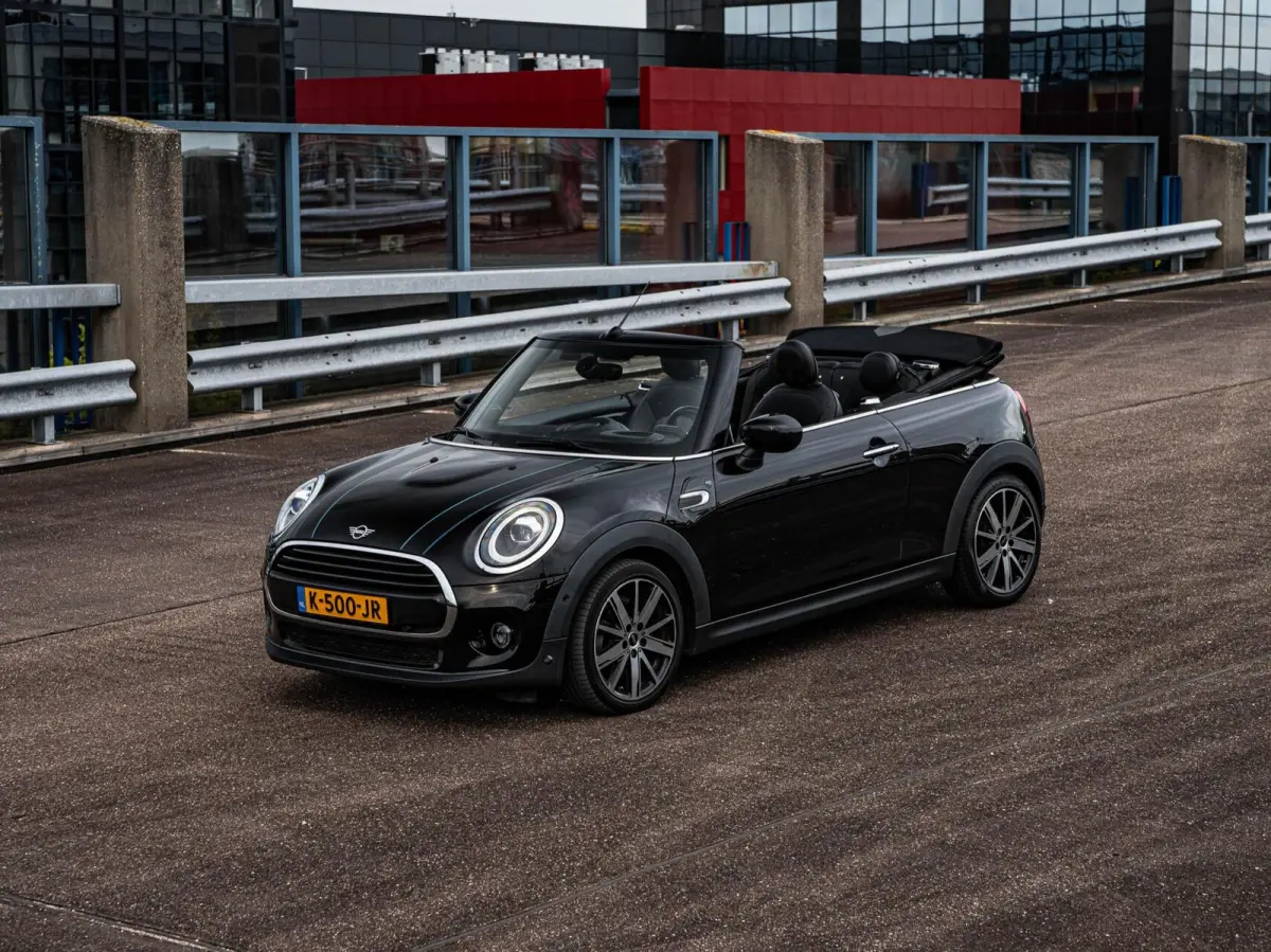 1.5 Sidewalk Edition | LED | Harman/Kardon | Leder | Camera | HUD | Apple CarPlay/Android Auto | Keyless | Dealeronderhouden