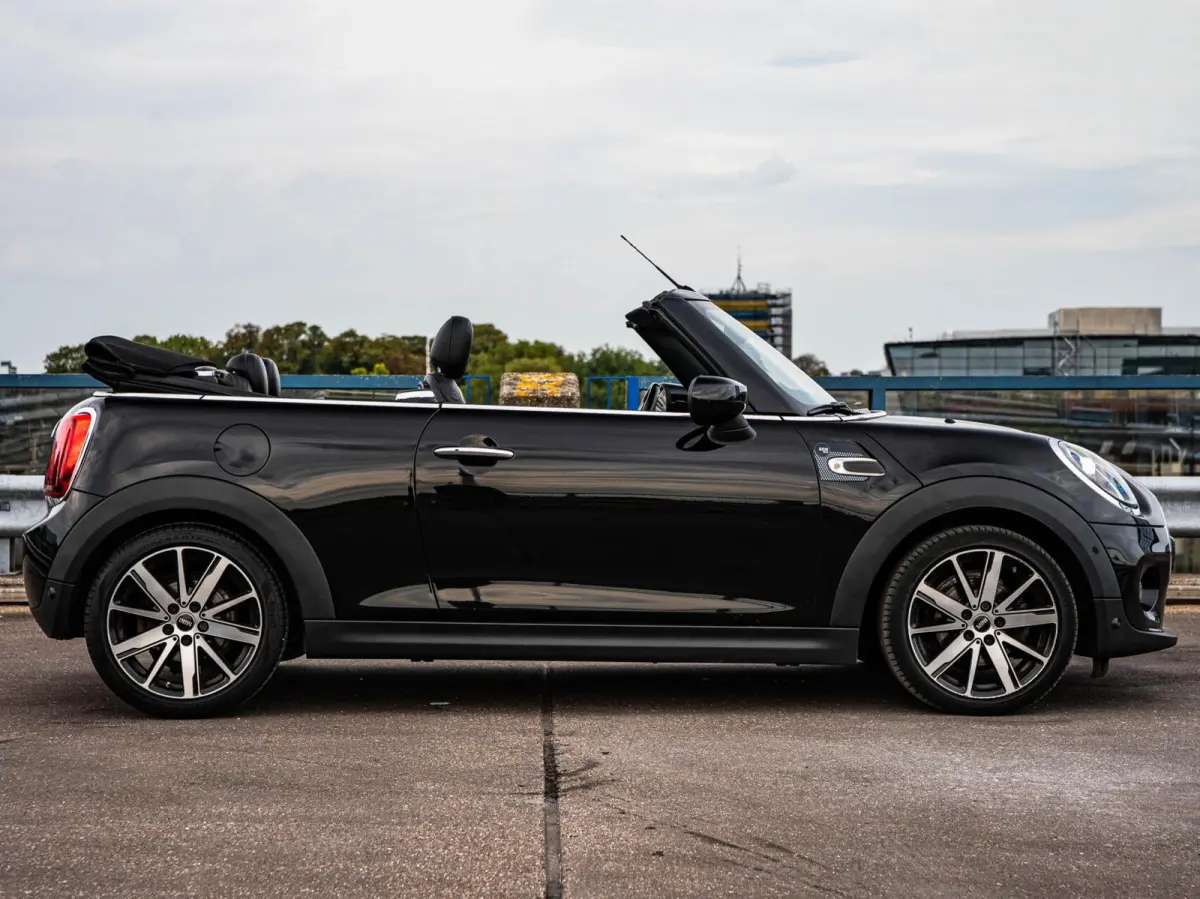 1.5 Sidewalk Edition | LED | Harman/Kardon | Leder | Camera | HUD | Apple CarPlay/Android Auto | Keyless | Dealeronderhouden