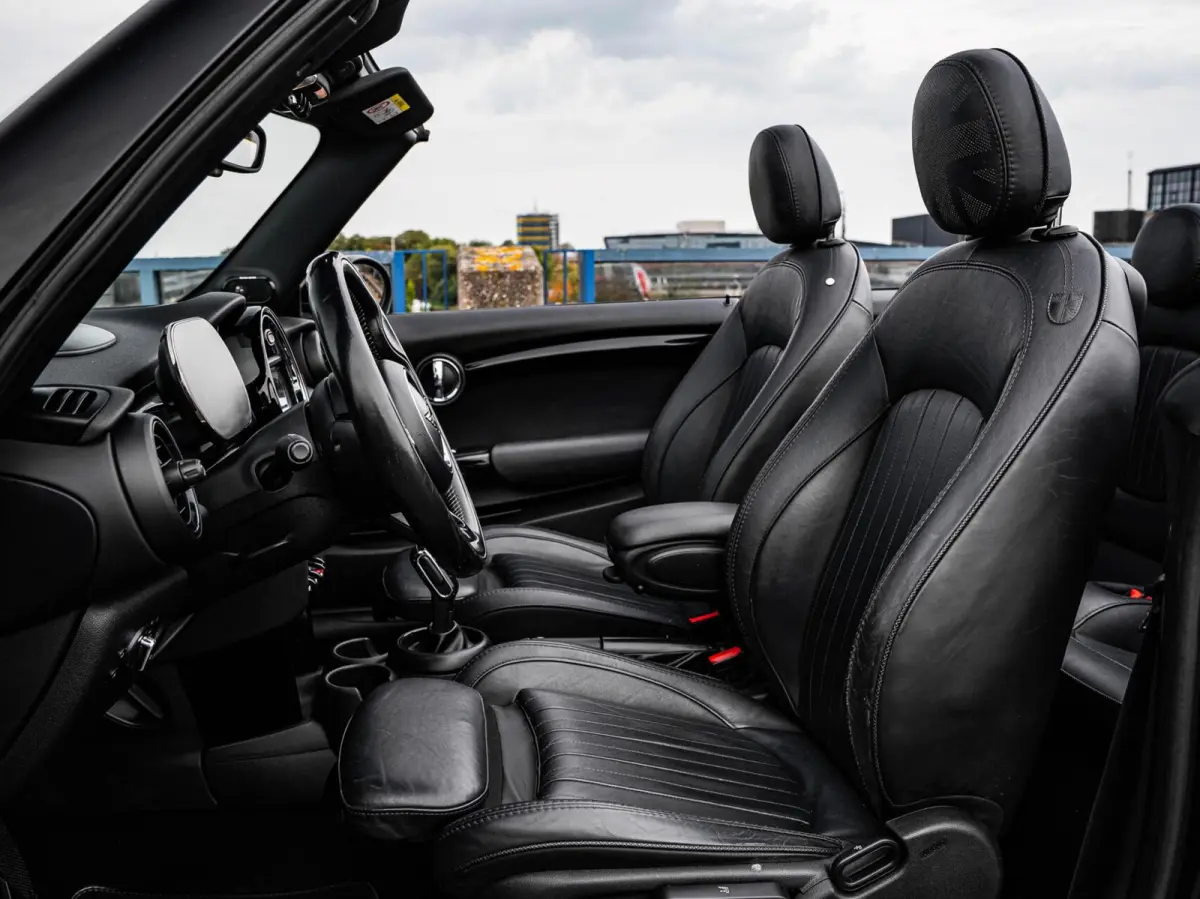 1.5 Sidewalk Edition | LED | Harman/Kardon | Leder | Camera | HUD | Apple CarPlay/Android Auto | Keyless | Dealeronderhouden