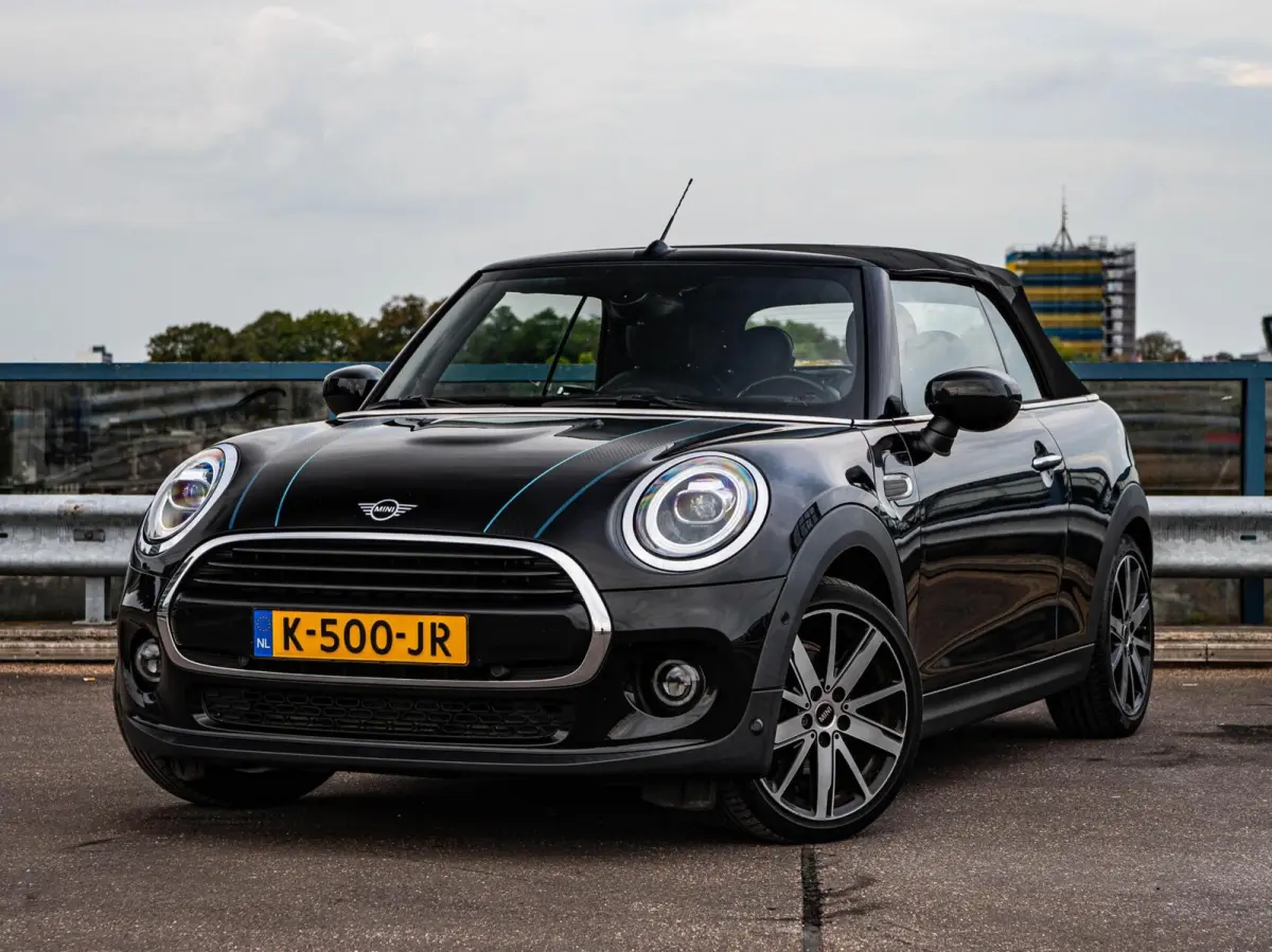 1.5 Sidewalk Edition | LED | Harman/Kardon | Leder | Camera | HUD | Apple CarPlay/Android Auto | Keyless | Dealeronderhouden