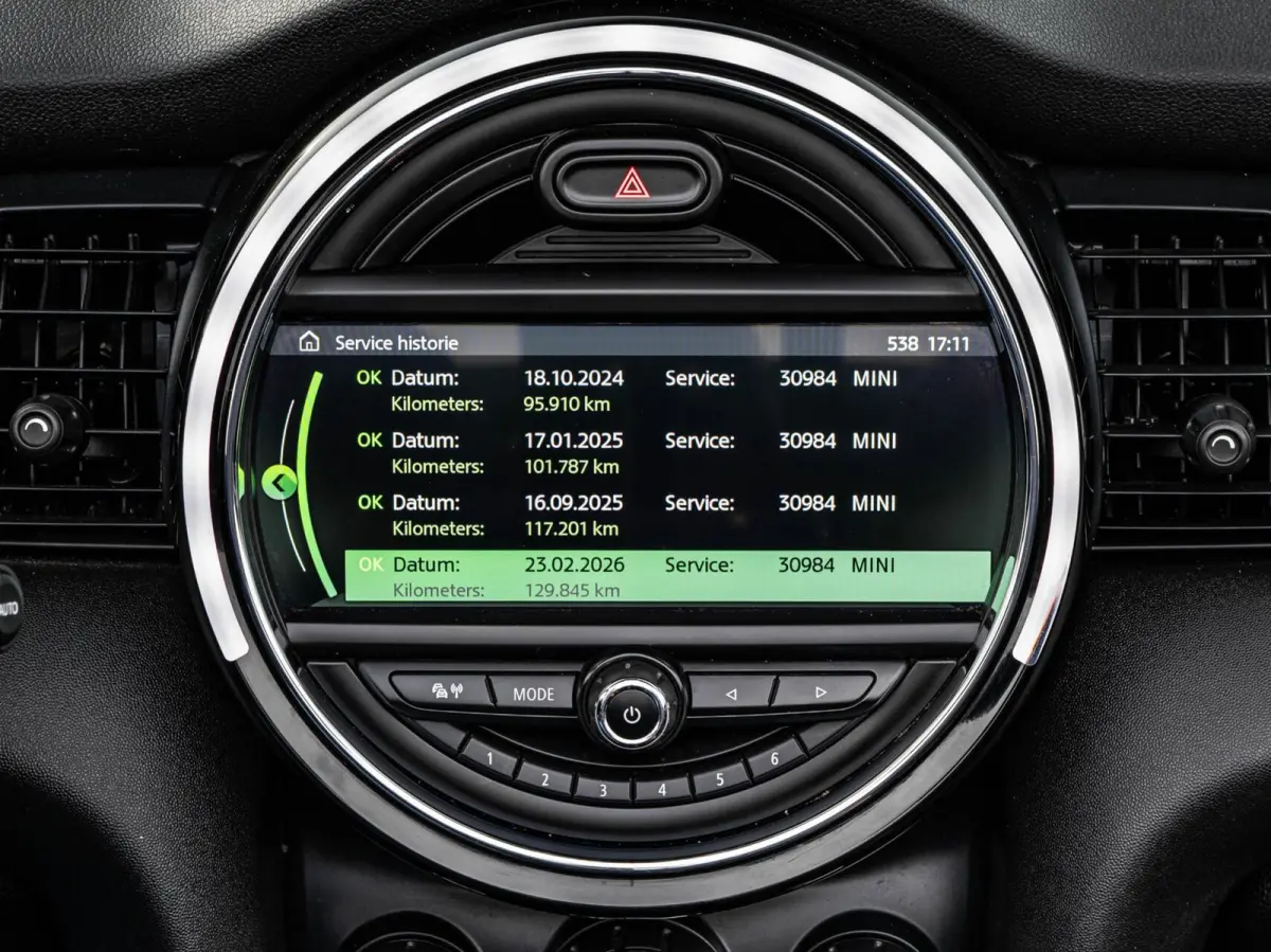 1.5 Sidewalk Edition | LED | Harman/Kardon | Leder | Camera | HUD | Apple CarPlay/Android Auto | Keyless | Dealeronderhouden