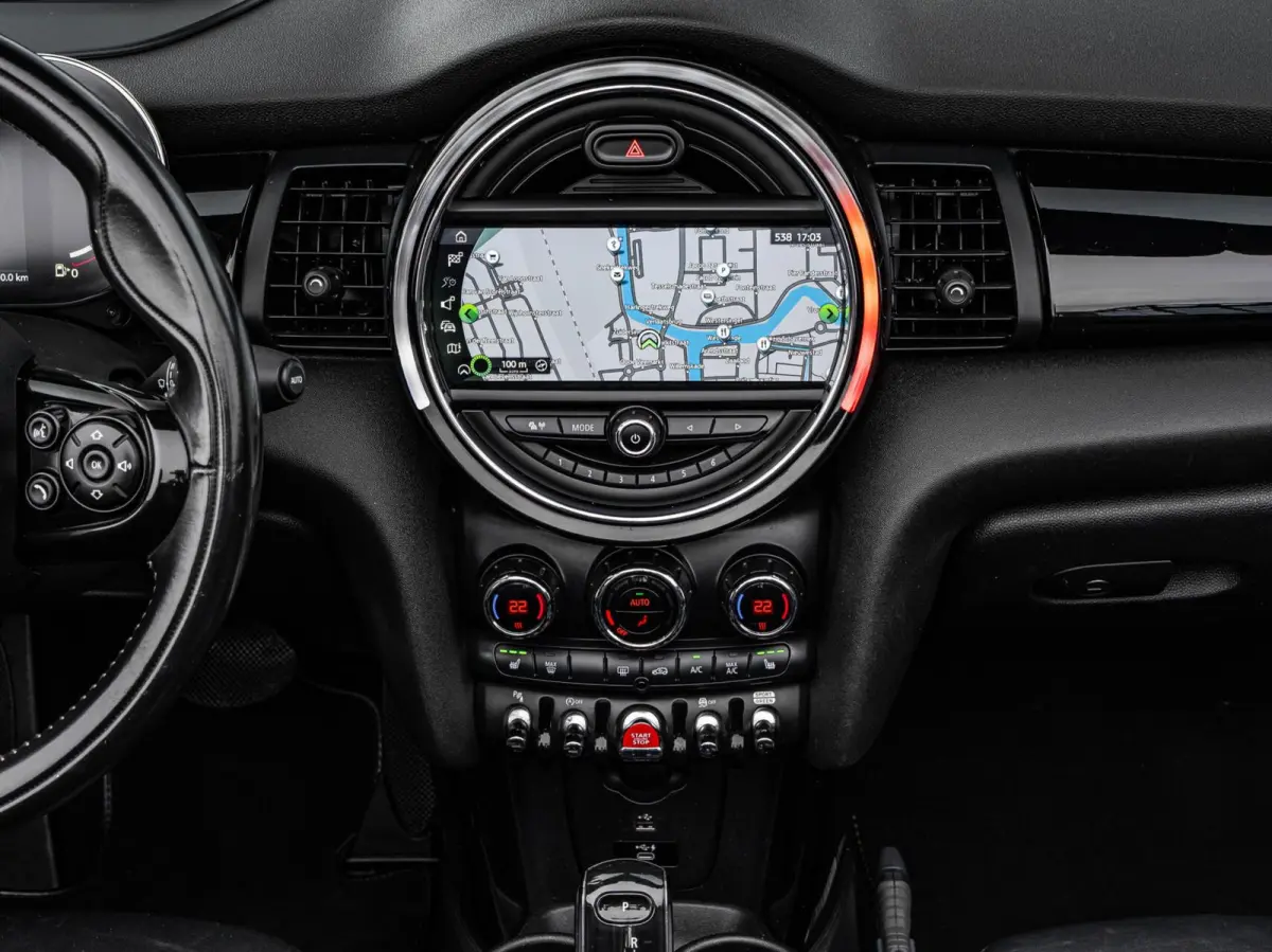 1.5 Sidewalk Edition | LED | Harman/Kardon | Leder | Camera | HUD | Apple CarPlay/Android Auto | Keyless | Dealeronderhouden