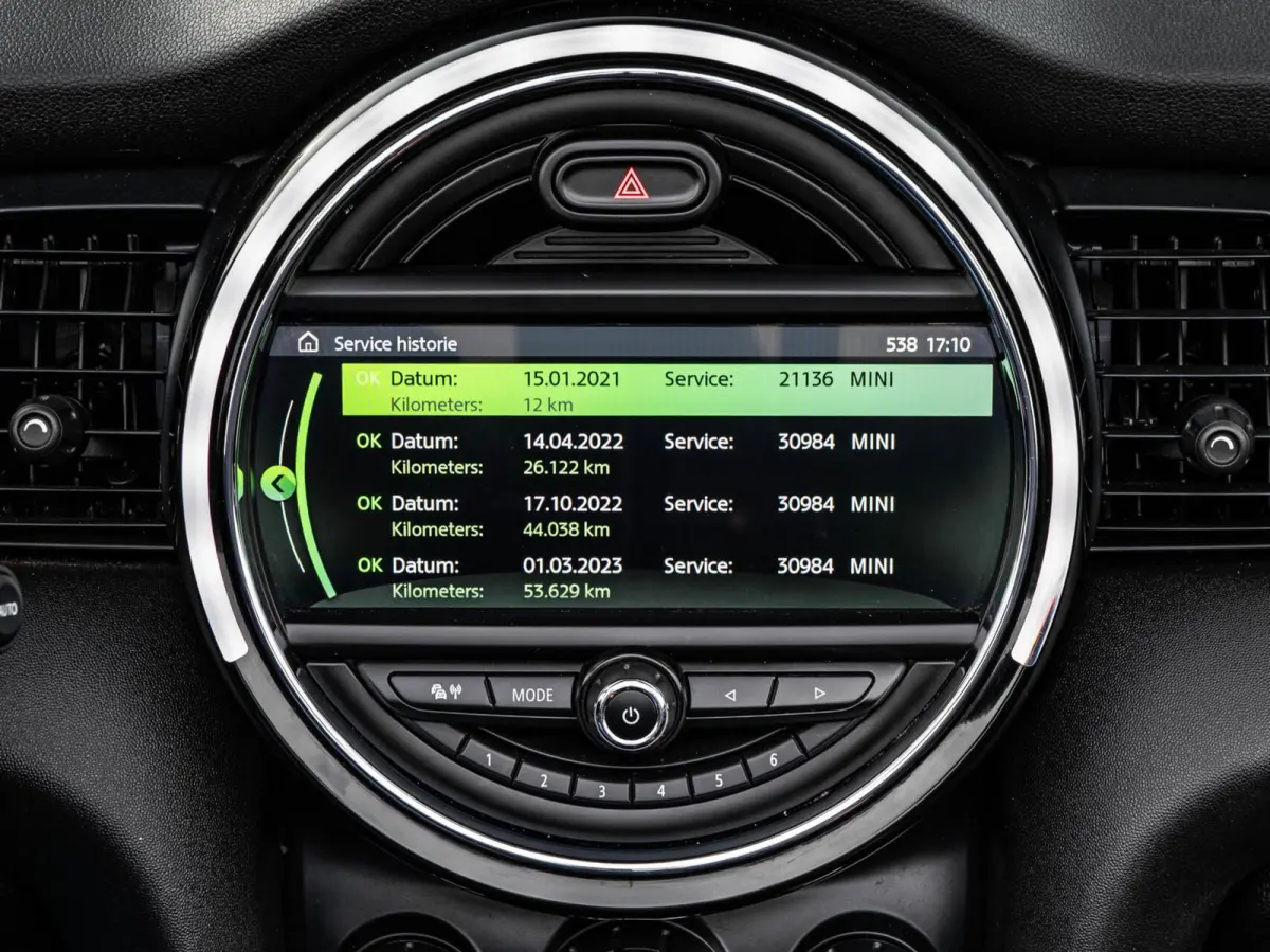 1.5 Sidewalk Edition | LED | Harman/Kardon | Leder | Camera | HUD | Apple CarPlay/Android Auto | Keyless | Dealeronderhouden