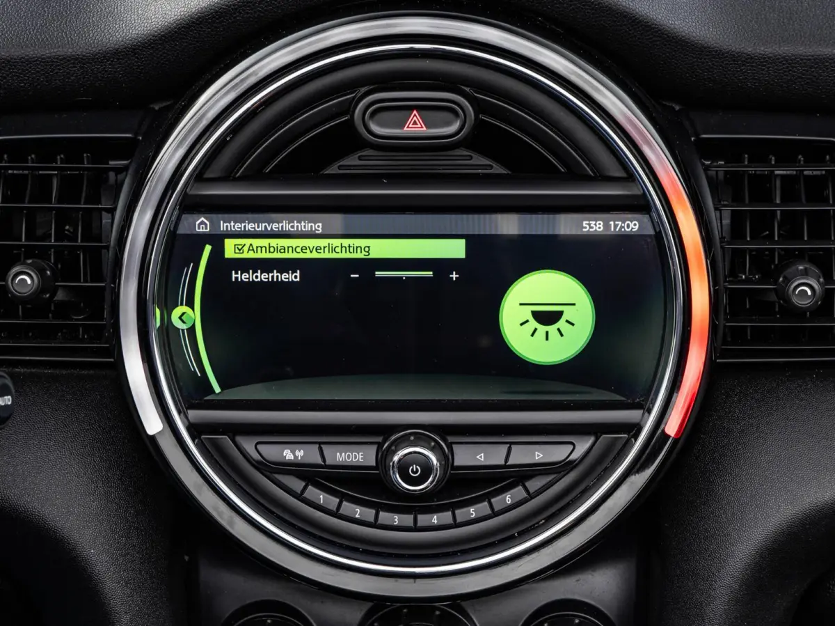 1.5 Sidewalk Edition | LED | Harman/Kardon | Leder | Camera | HUD | Apple CarPlay/Android Auto | Keyless | Dealeronderhouden