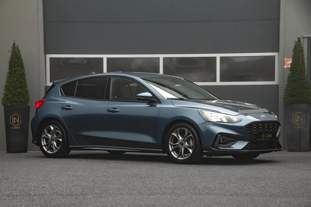 1.0 EcoBoost Titanium X Business ST Line