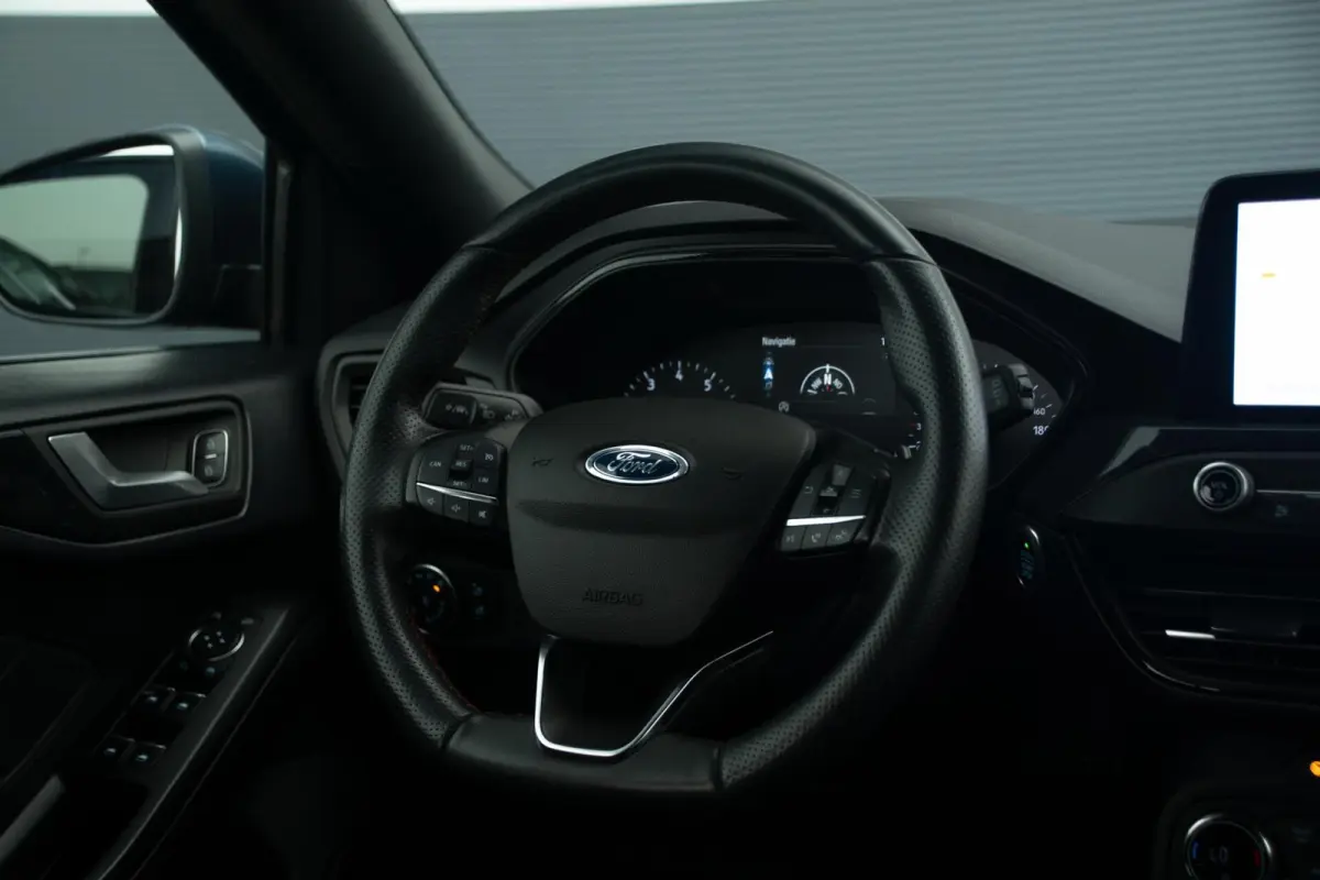 1.0 EcoBoost Titanium X Business ST Line