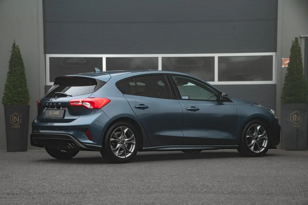 1.0 EcoBoost Titanium X Business ST Line