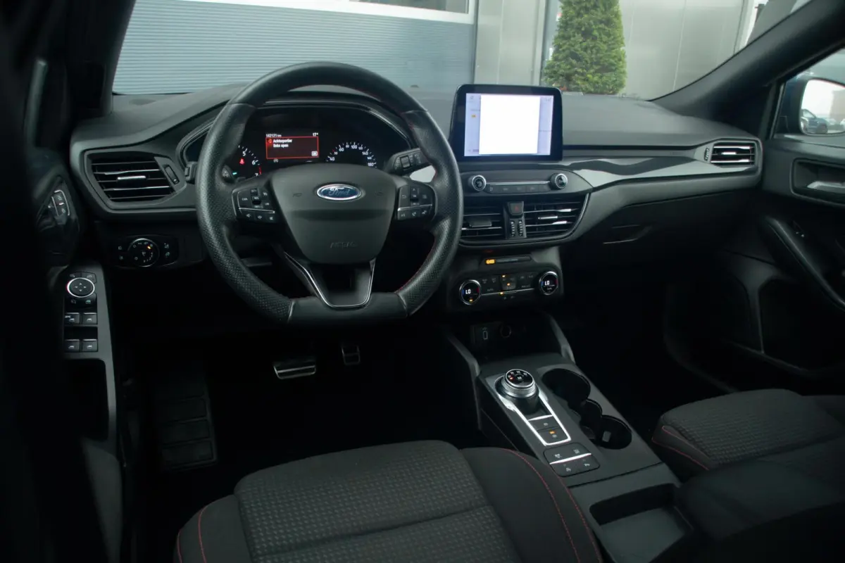 1.0 EcoBoost Titanium X Business ST Line