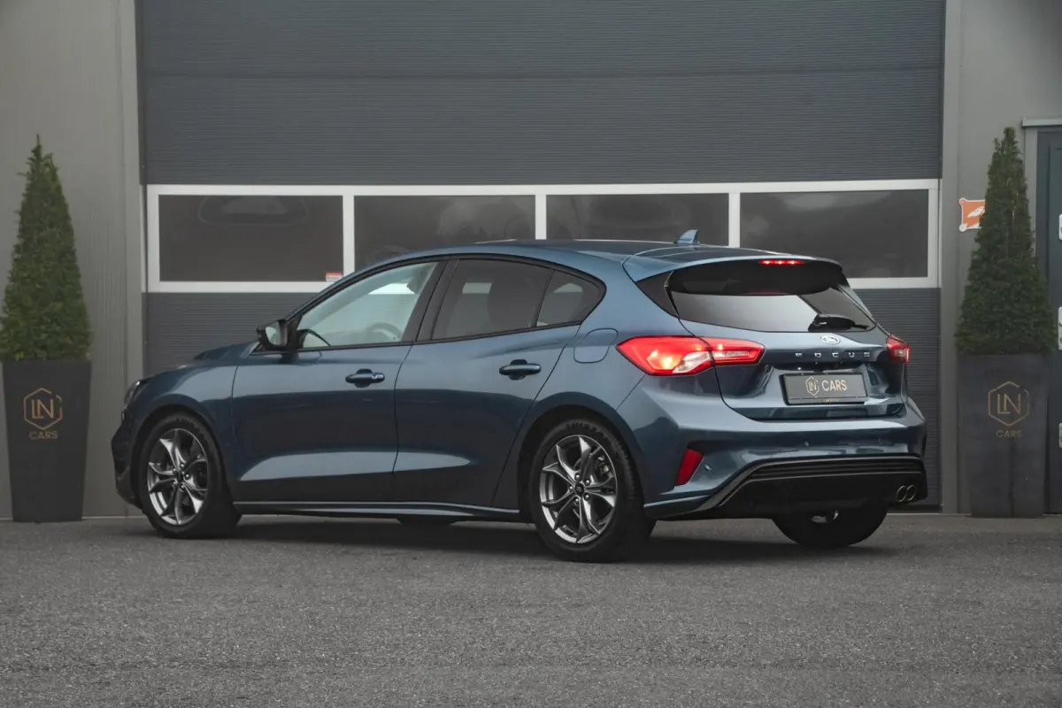 1.0 EcoBoost Titanium X Business ST Line