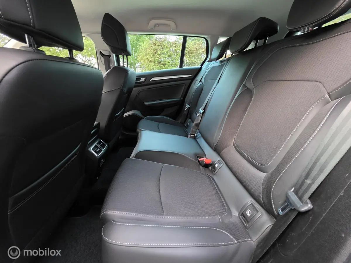 Estate 1.6 Plug-In Hybrid 160 Intens