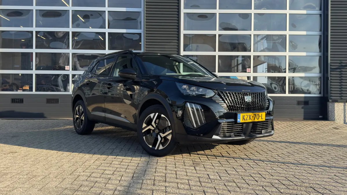 GT | Camera voor & achter | Apple Carplay / Android Auto | Dode hoek detectie | Elektrisch verstelbare bestuurdersstoel | | Active Safety Brake met camera en radar (automatisch noodremsystee