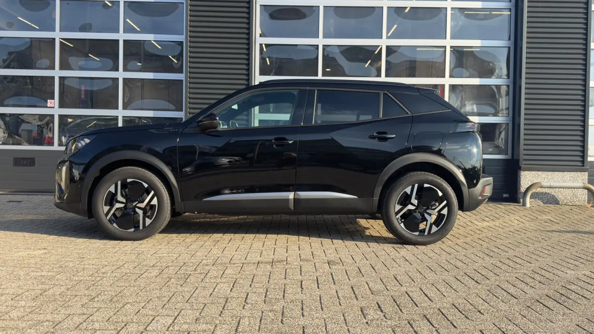 GT | Camera voor & achter | Apple Carplay / Android Auto | Dode hoek detectie | Elektrisch verstelbare bestuurdersstoel | | Active Safety Brake met camera en radar (automatisch noodremsystee