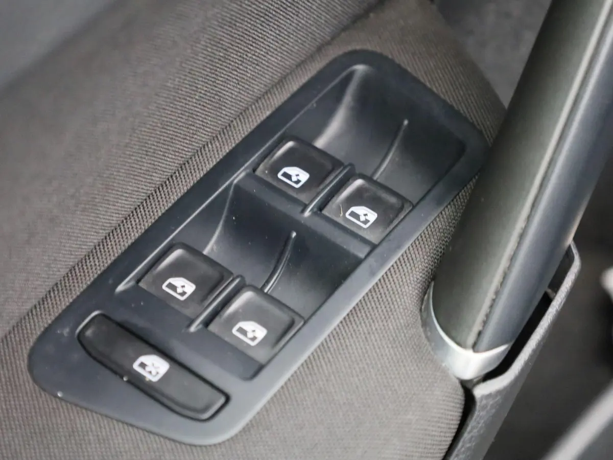 1.0 TSI Comfortline | Airco | Parkeersensoren | Cruise Control |