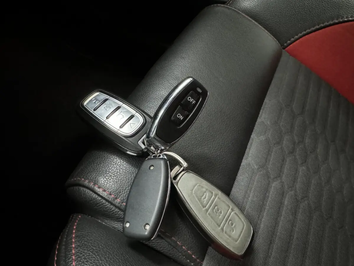 2.0 ST-2 250PK 2016 RECARO MAXTON
