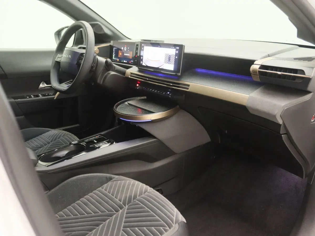 1.2 Turbo Hybrid LX | Camera Voor + Achter | Apple Carplay & Android Auto | Adaptive Cruise Control |