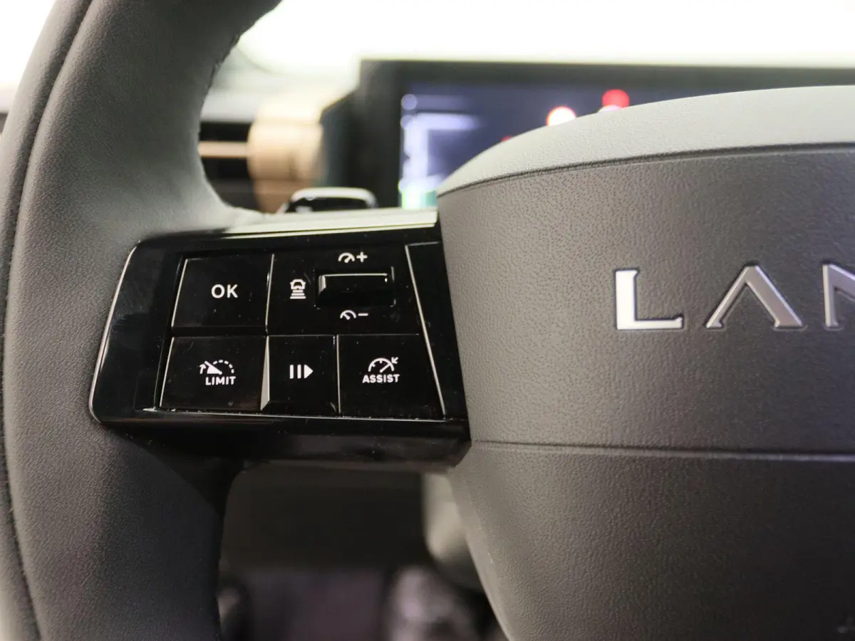 1.2 Turbo Hybrid LX | Camera Voor + Achter | Apple Carplay & Android Auto | Adaptive Cruise Control |