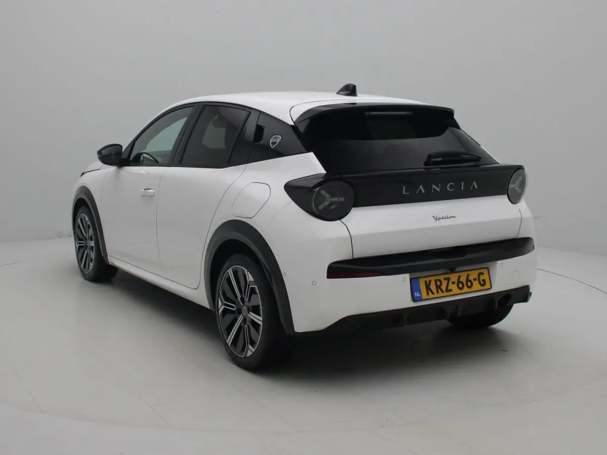 1.2 Turbo Hybrid LX | Camera Voor + Achter | Apple Carplay & Android Auto | Adaptive Cruise Control |
