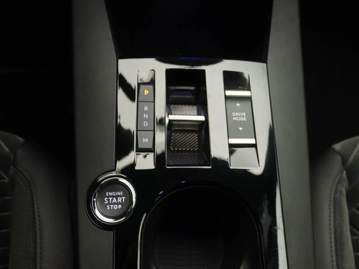 1.2 Turbo Hybrid LX | Camera Voor + Achter | Apple Carplay & Android Auto | Adaptive Cruise Control |