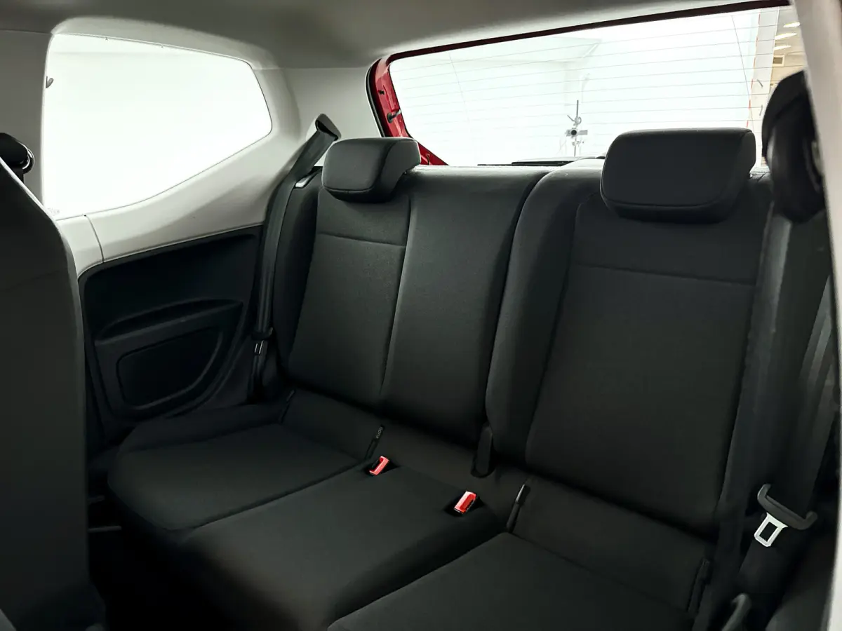 Up! 1.0 BMT take up! | Panoramadak | Park assist | Airco | Hill hold functie