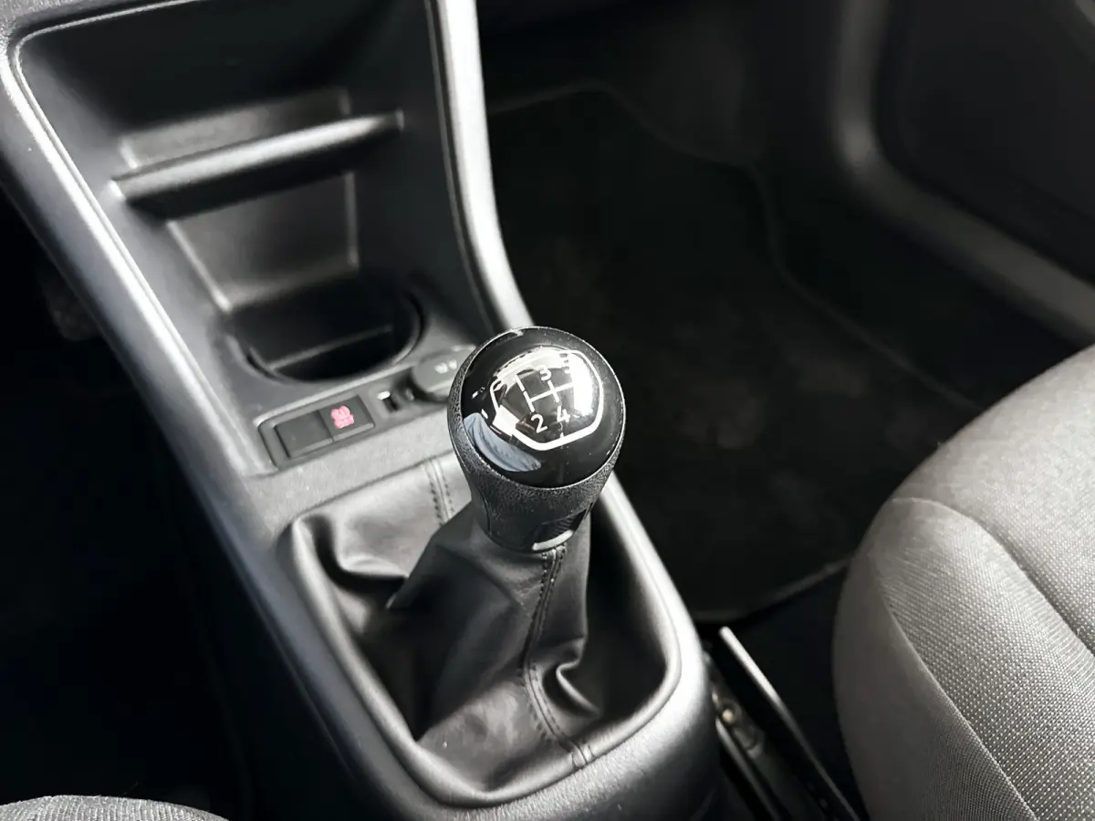 Up! 1.0 BMT take up! | Panoramadak | Park assist | Airco | Hill hold functie