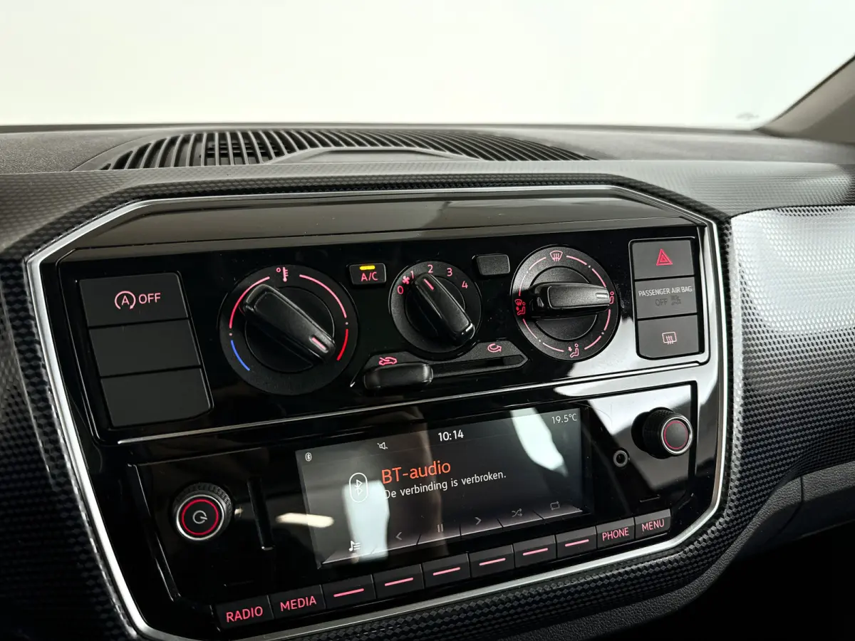 Up! 1.0 BMT take up! | Panoramadak | Park assist | Airco | Hill hold functie