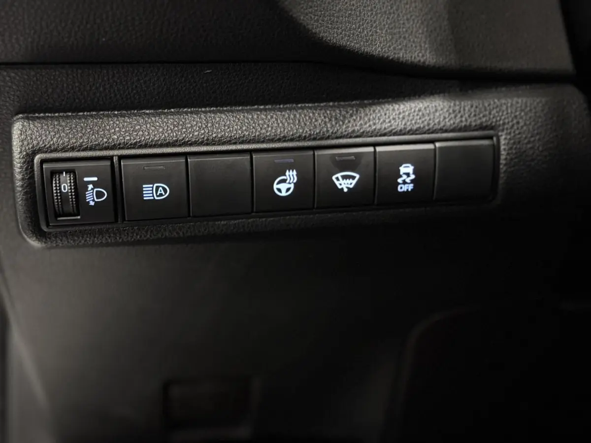 1.8 Hybrid Dynamic / Camera