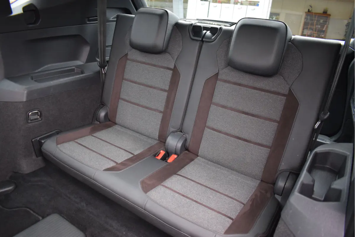 2.0 TSI 4DRIVE Xcellence 7p. | NL-Auto | Trekhaak | Panoramadak