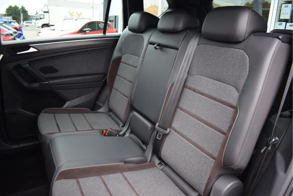 2.0 TSI 4DRIVE Xcellence 7p. | NL-Auto | Trekhaak | Panoramadak