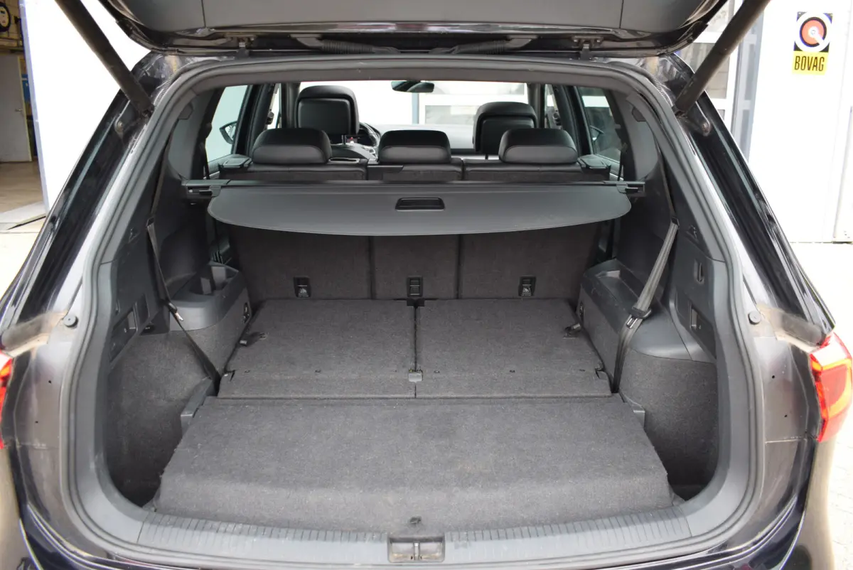 2.0 TSI 4DRIVE Xcellence 7p. | NL-Auto | Trekhaak | Panoramadak