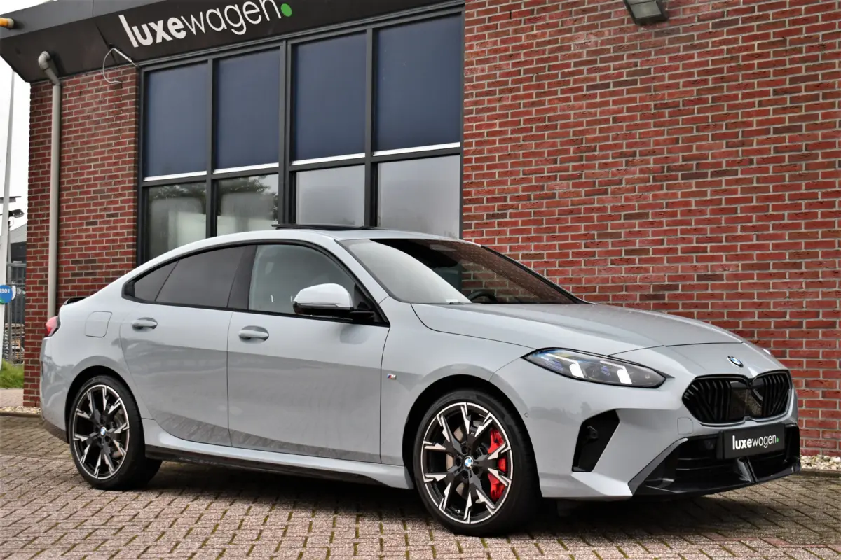 220 M-Sport Pano ACC H/K E-zetels 360 HUD