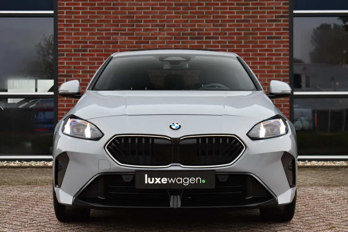 220 M-Sport Pano ACC H/K E-zetels 360 HUD