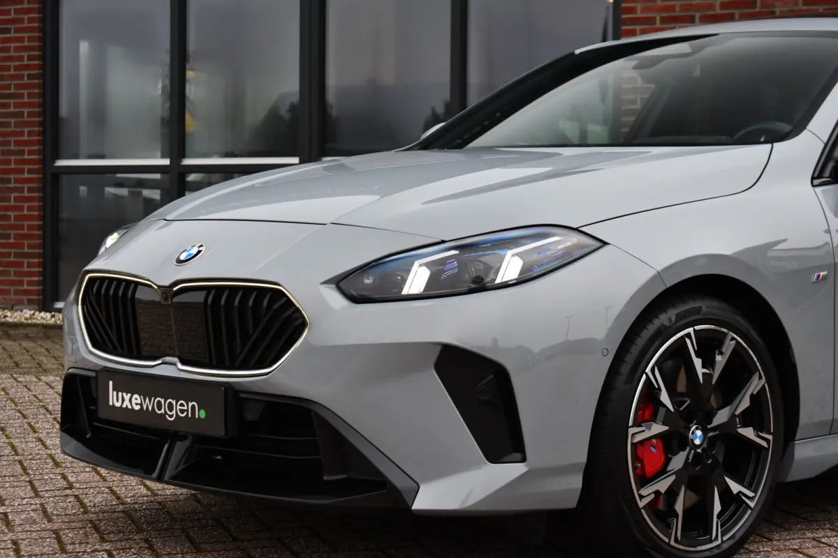 220 M-Sport Pano ACC H/K E-zetels 360 HUD