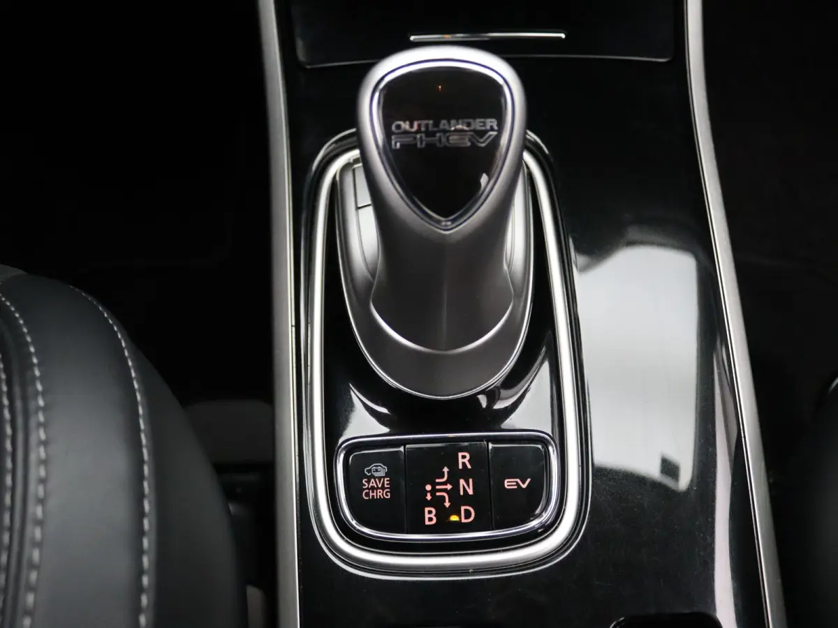 224pk PHEV Intense+ Apple Carplay/Android Auto | Trekhaak afneembaar.
