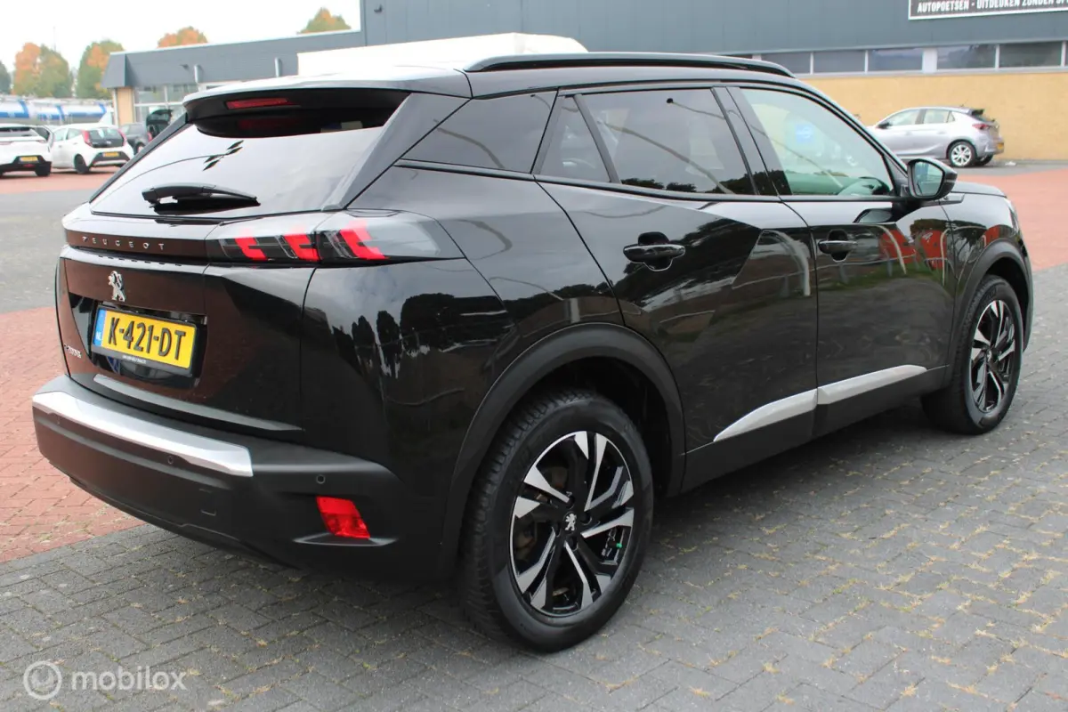 EV Allure 50 kWh, Navi, App connect, Cruise, Clima, Pdc + Camera, Donker glas, All Season banden