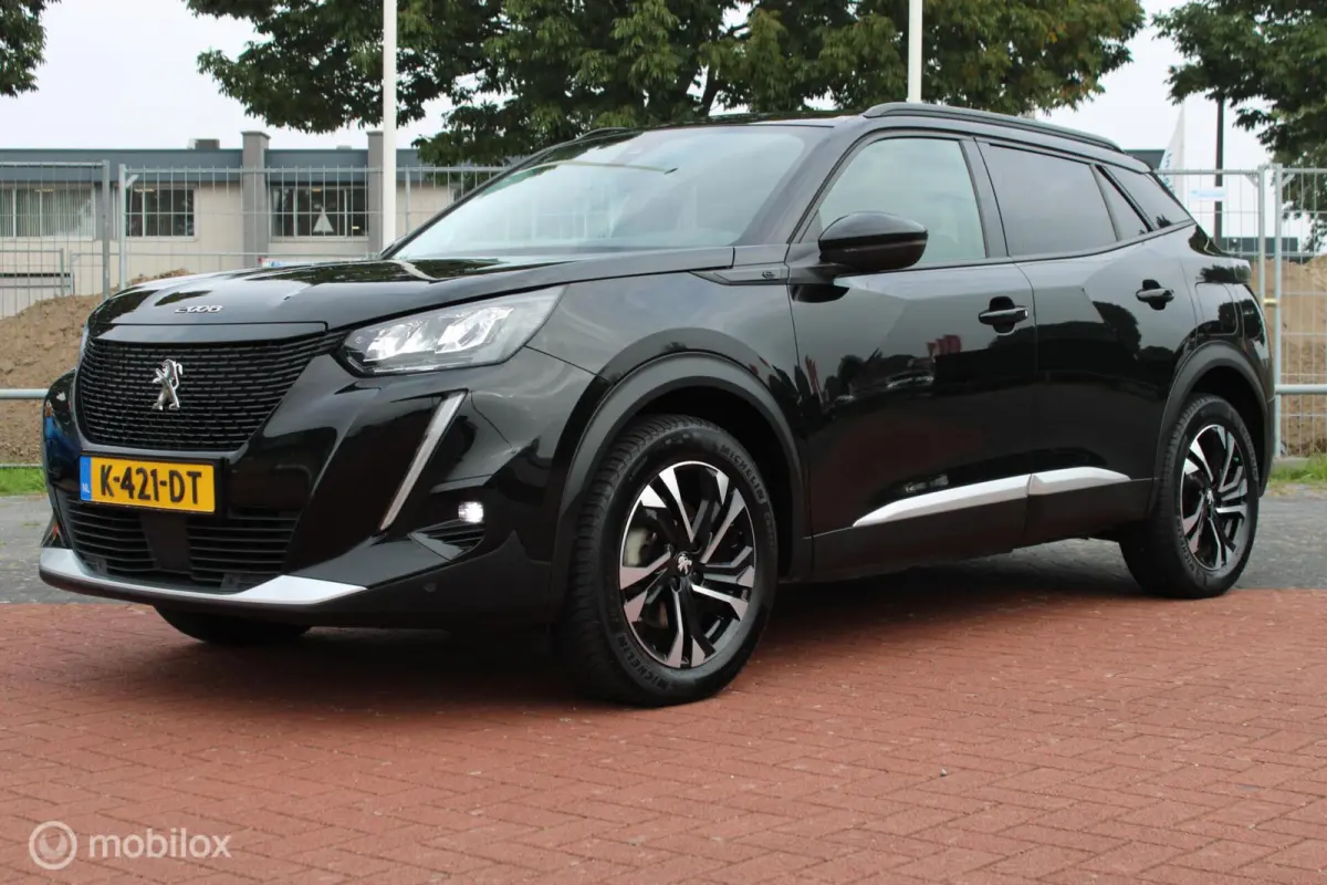 EV Allure 50 kWh, Navi, App connect, Cruise, Clima, Pdc + Camera, Donker glas, All Season banden
