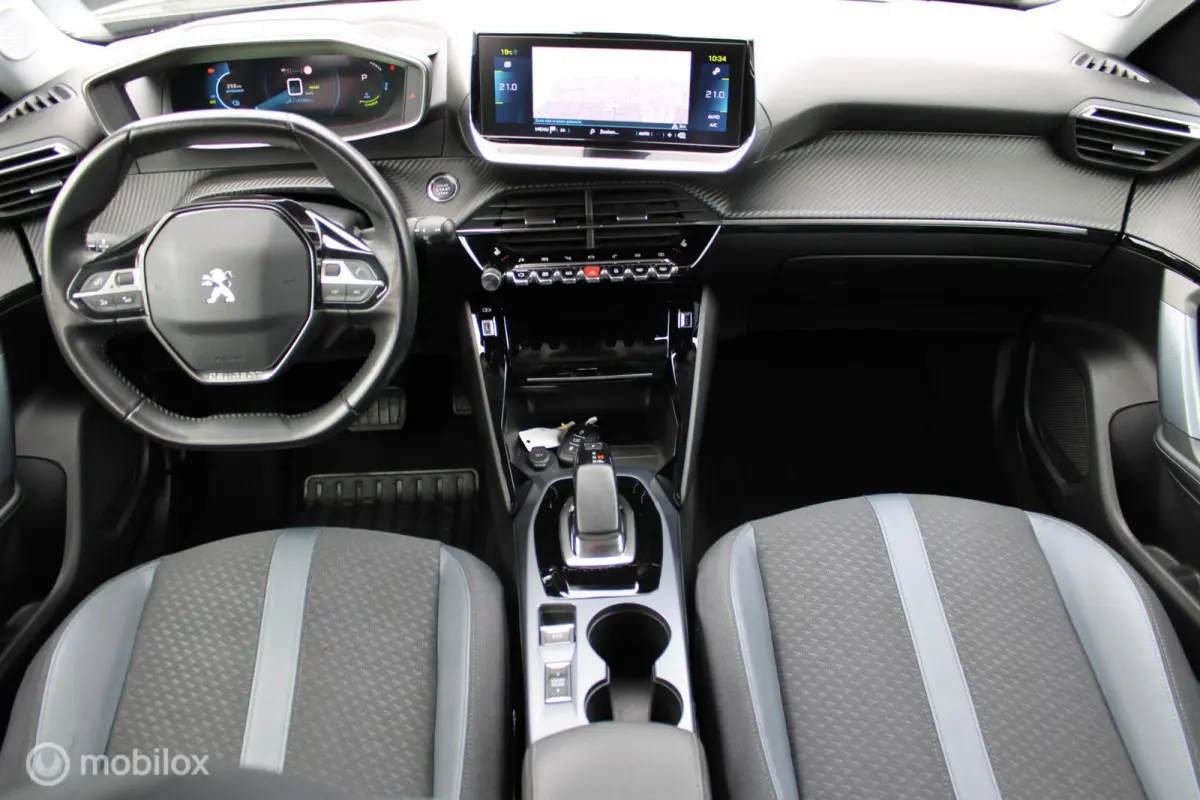 EV Allure 50 kWh, Navi, App connect, Cruise, Clima, Pdc + Camera, Donker glas, All Season banden