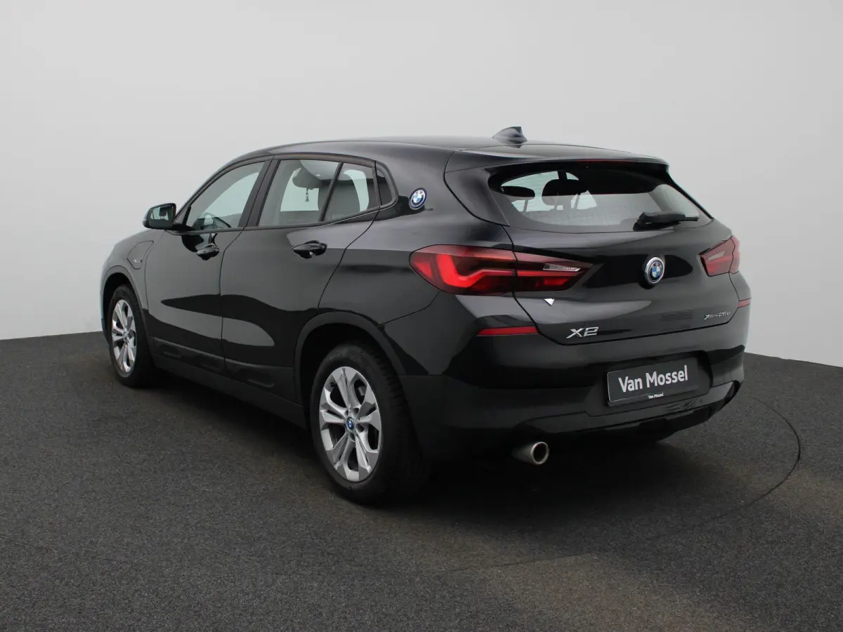xDrive25e Executive | Achteruitrijcamera | Navigatie | Cruise Control | Climate Control | Elektr. achterklep |