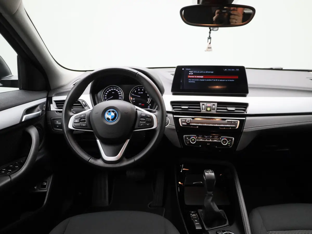 xDrive25e Executive | Achteruitrijcamera | Navigatie | Cruise Control | Climate Control | Elektr. achterklep |