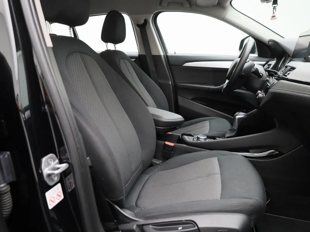 xDrive25e Executive | Achteruitrijcamera | Navigatie | Cruise Control | Climate Control | Elektr. achterklep |