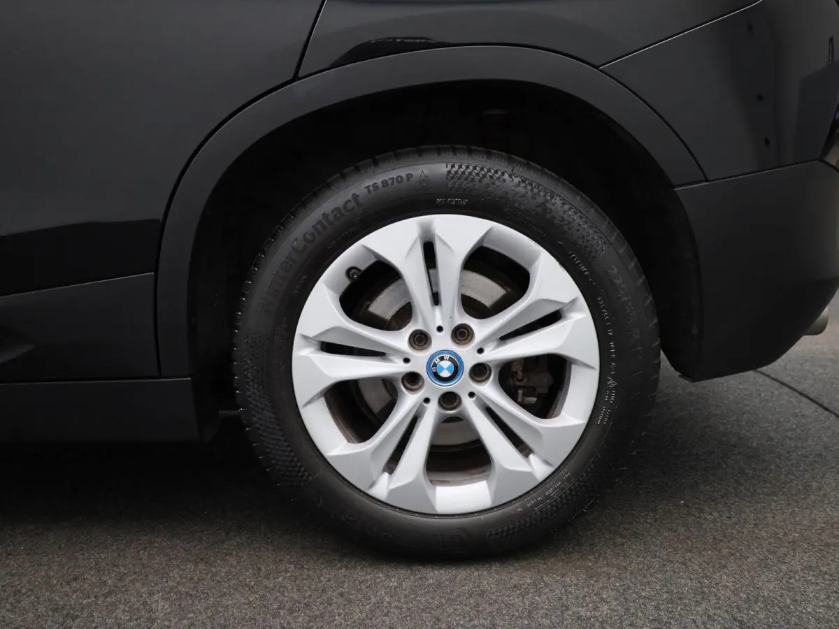 xDrive25e Executive | Achteruitrijcamera | Navigatie | Cruise Control | Climate Control | Elektr. achterklep |