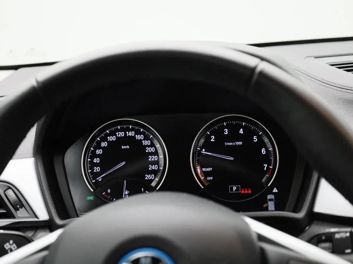 xDrive25e Executive | Achteruitrijcamera | Navigatie | Cruise Control | Climate Control | Elektr. achterklep |