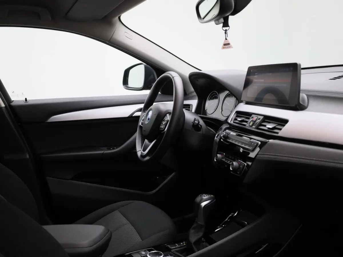 xDrive25e Executive | Achteruitrijcamera | Navigatie | Cruise Control | Climate Control | Elektr. achterklep |