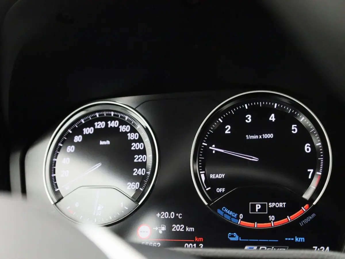 xDrive25e Executive | Achteruitrijcamera | Navigatie | Cruise Control | Climate Control | Elektr. achterklep |