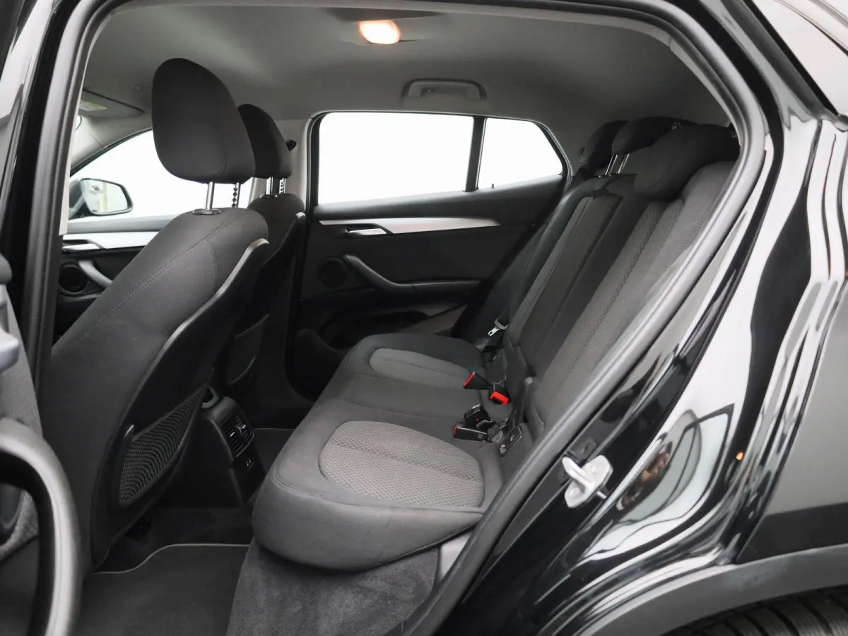 xDrive25e Executive | Achteruitrijcamera | Navigatie | Cruise Control | Climate Control | Elektr. achterklep |