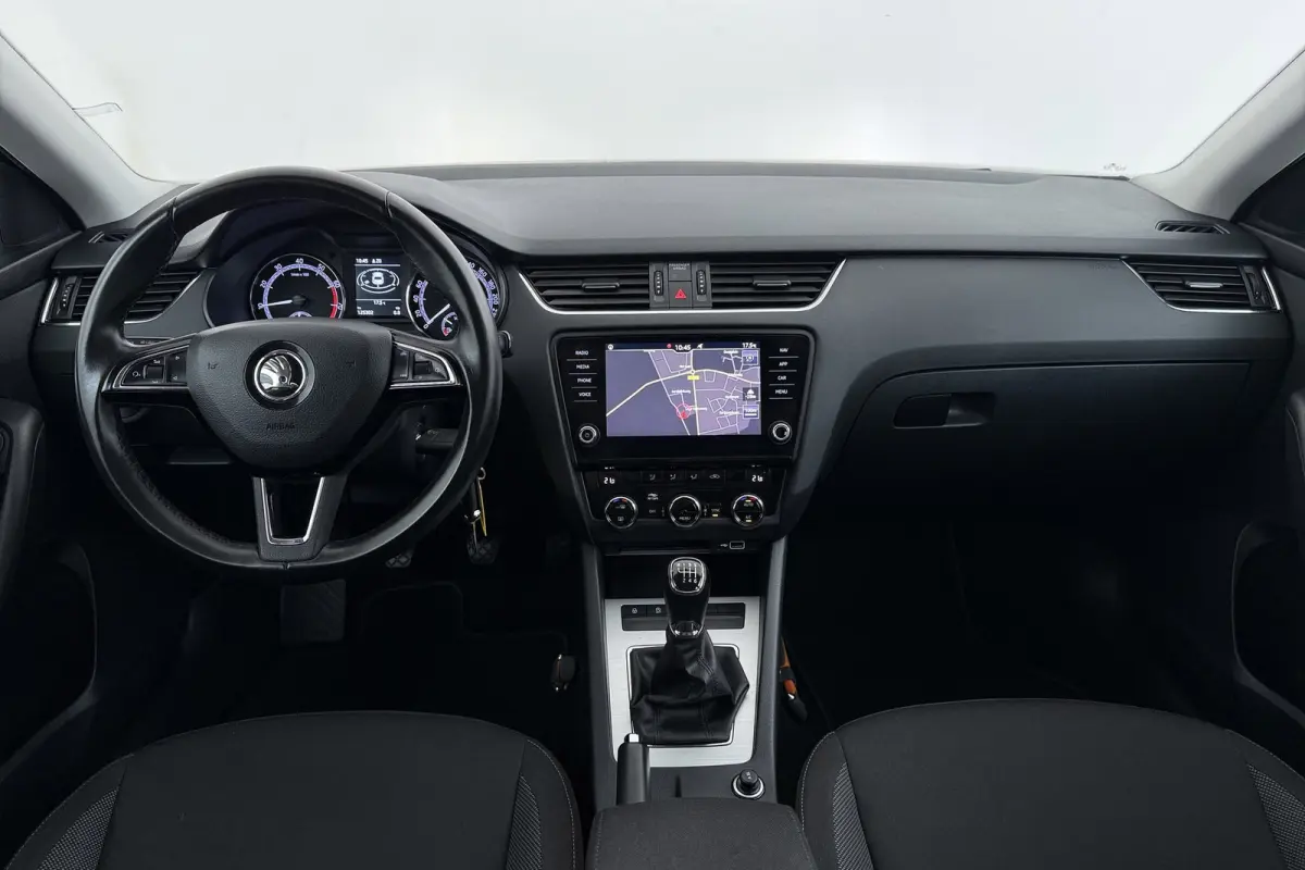1.0 TSI Greentech Ambition Business | Trekhaak | CarPlay | Org NL | Niet netjes | Cruise control | Climate
