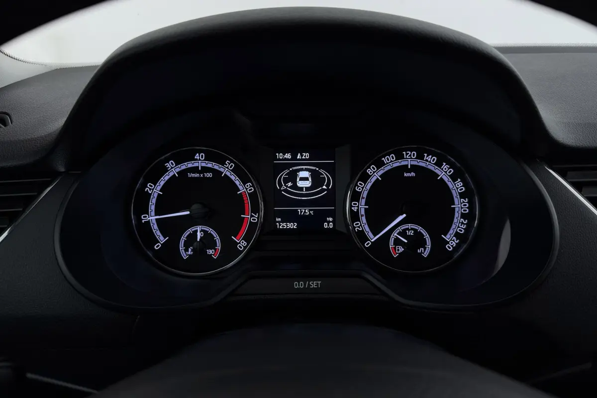 1.0 TSI Greentech Ambition Business | Trekhaak | CarPlay | Org NL | Niet netjes | Cruise control | Climate