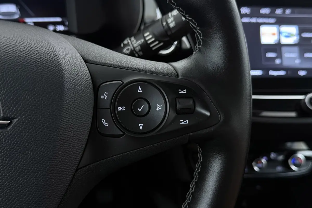 Edition 50 kWh | Org NL | CarPlay | SOH 94% | 3 Fase | 40.000 KM ! | Climate Control | Parkeersensoren | BTW |